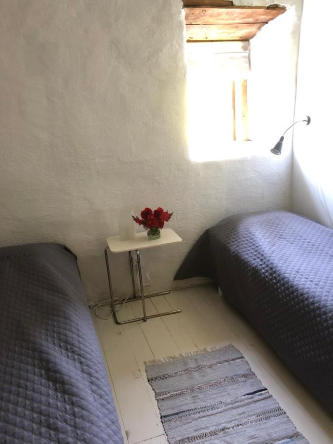 Liste Gard Hostel Ganthem Exterior photo